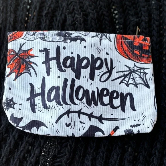 Happy Halloween Themed Pouch and Accessories Set - Picture 2 of 12